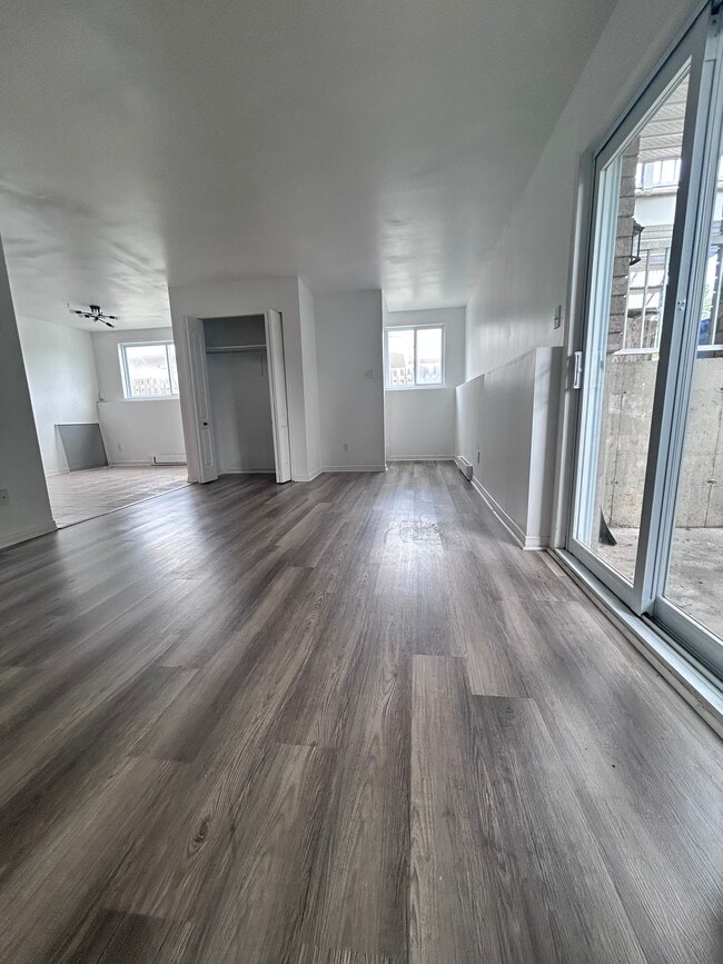 Salon - 575 Rue De Sainte-Maxime Unité 1