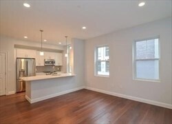 Photo - 170 W Broadway Unidad 212