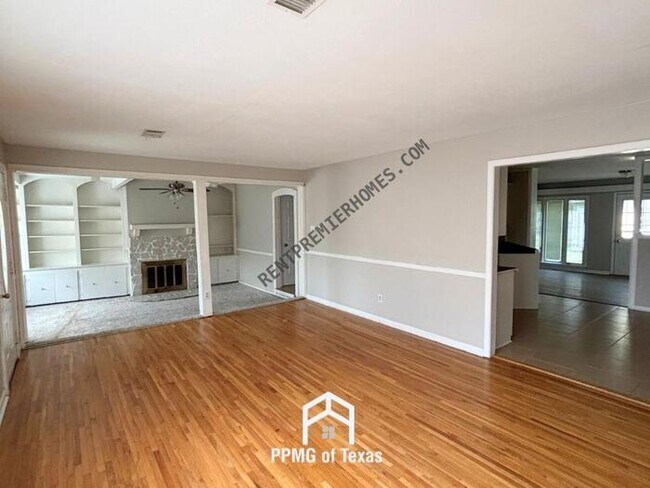 Photo - 1000 Lessel Dr