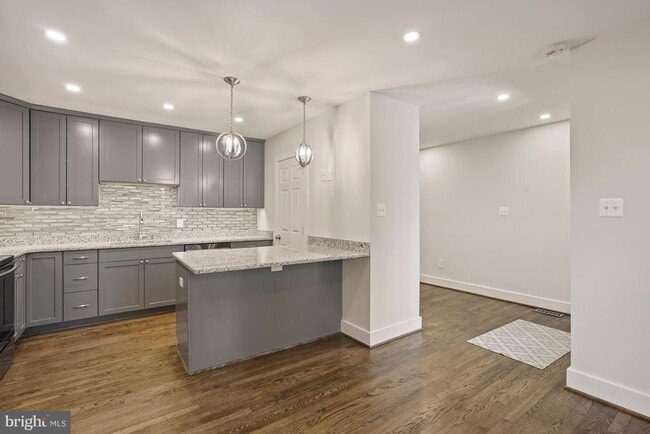 Photo - 1110 Wimbledon Dr