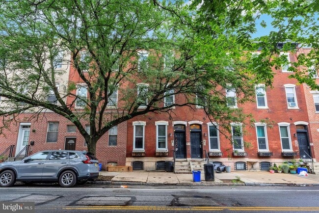 Building Photo - 1927 Christian St Rental