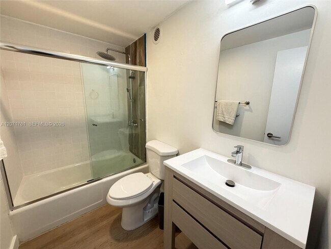 Photo - 400 Kings Point Dr Unit 604