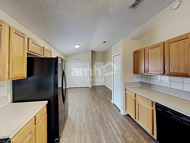 Photo - 6076 Scenic Meadow Ln