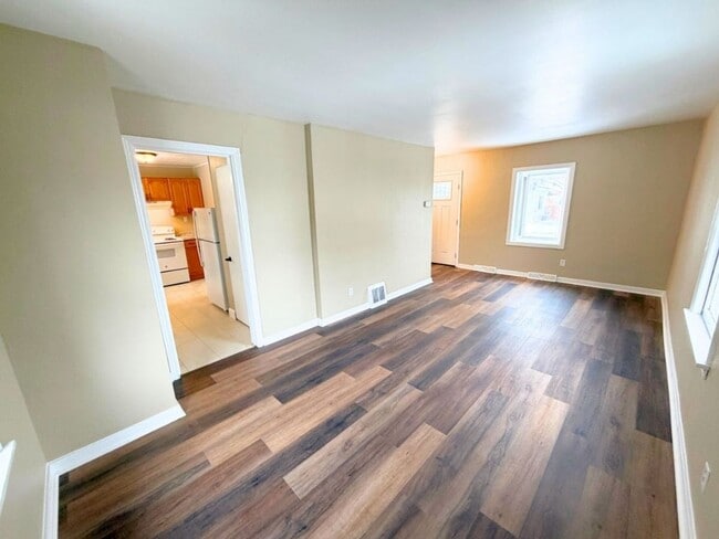 Photo - VIDEO WALK THROUGH Two Bedroom Home in an Excellent Neighborhood