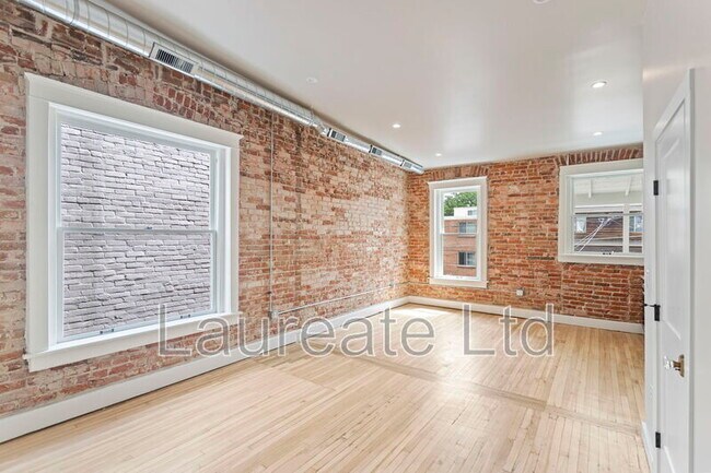 Photo - 1256 N Clarkson St Unit #4