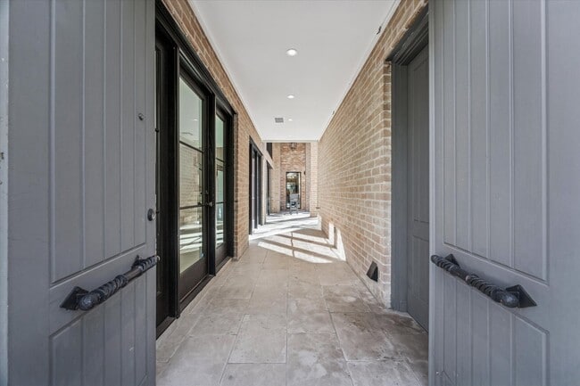 Photo - 10 S Briar Hollow Ln Unidad 53