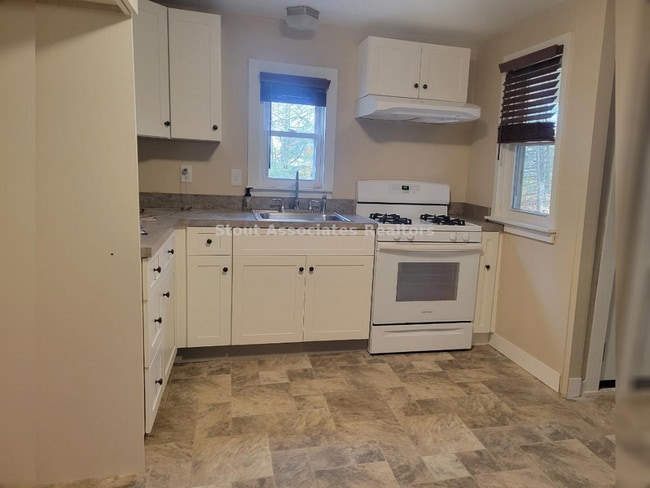 Photo - 349 N Centre Ave