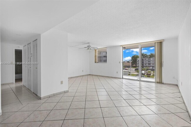 Photo - 14185 SW 87th St Unit A-305