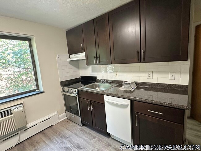 Photo - 9 Chester St Unit 23