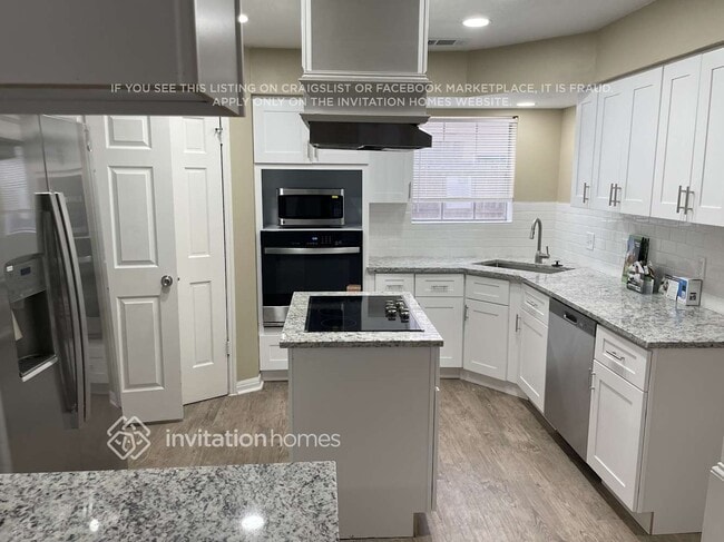 Photo - 16923 Windrow Dr