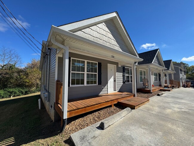 Building Photo - 310 N Varnell Rd Unit Apt. C