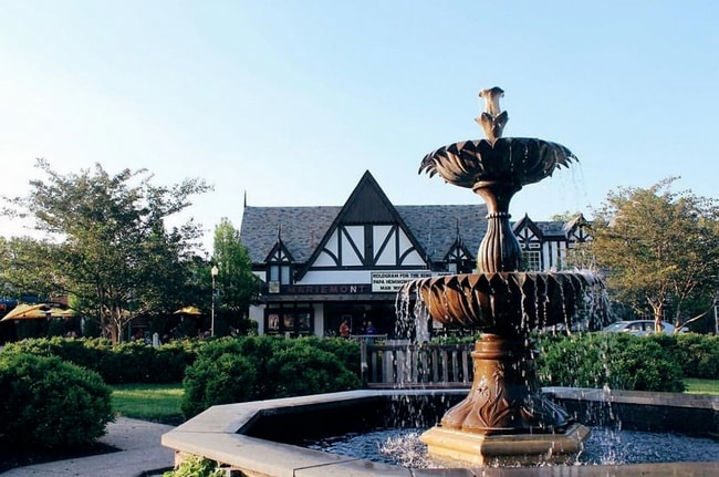 Photo - 4002-4013 Blaney Ave