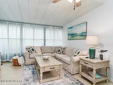 Photo - 695-A1A A1A N