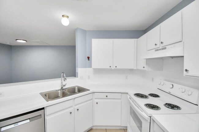 Photo - 10403 Shadow Oaks Dr
