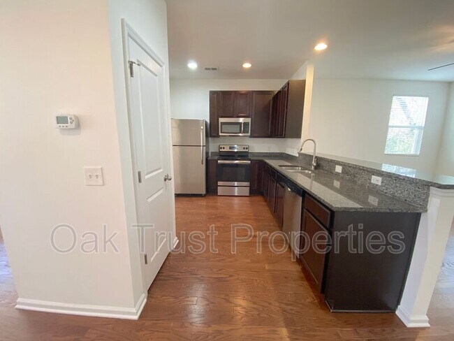 Photo - 9139 Parlor Dr