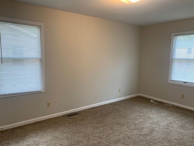 Photo - Available July 31st , 2026!!