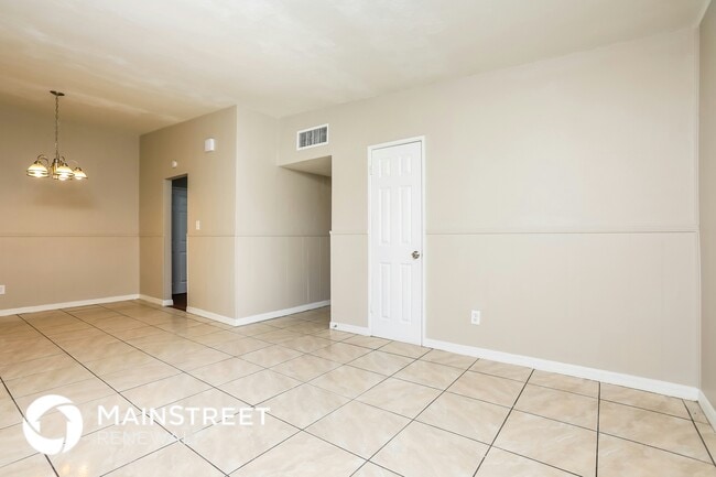 Photo - 6234 Balboa Dr