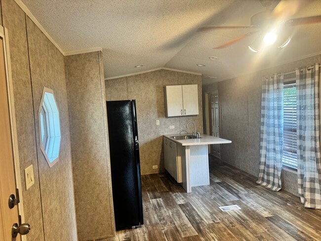 20 Co Rd 569
