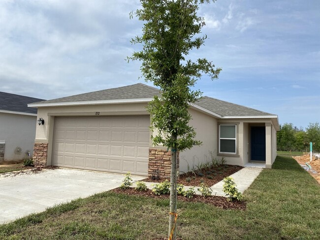 Building Photo - 1132 Papaya Cir