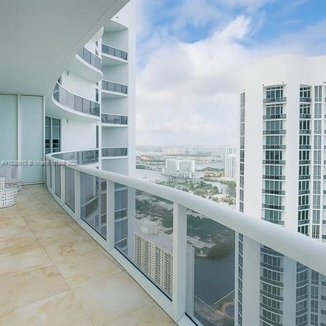Photo - 15811 Collins Ave Unit 15811 Collins Ave appt 4002