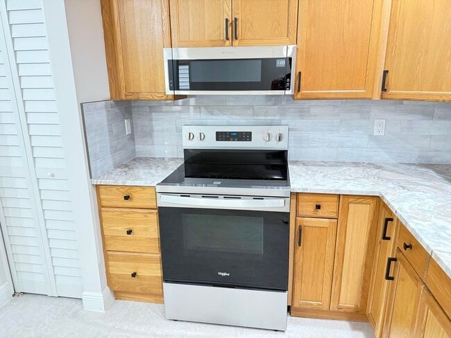 Building Photo - 1065 Mulberry Pl Rental