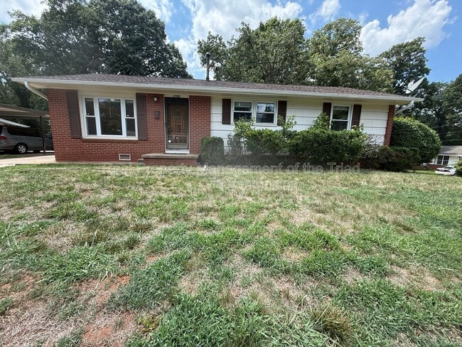 Building Photo - 2700 Brightwood Ct