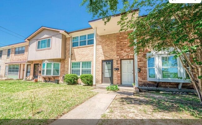 Building Photo - 9108 Kempwood Dr Unit 9108