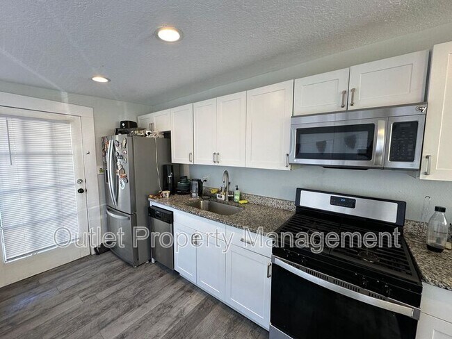 Photo - 129 E Concord St Unit 129B