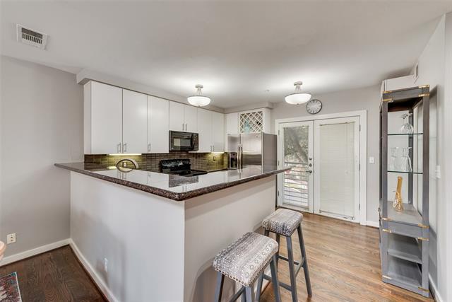 Photo - 3922 Gilbert Ave Unit 220