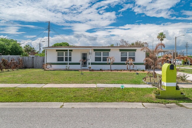 Building Photo - Remodeled 3/2 in Central Merritt Island!