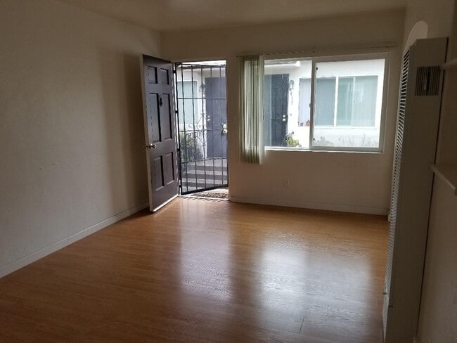 Photo - 4432 Utah St Unit 4432  Utah St.