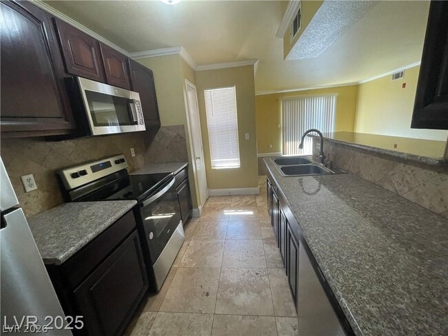 Photo - 1150 N Buffalo Dr Unit 1041