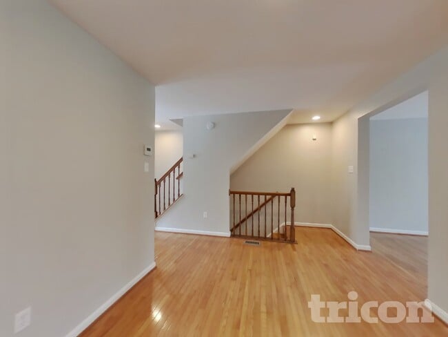 5255 Lightfoot Path