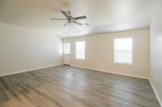 Photo - 10831 NE 8th Terrace