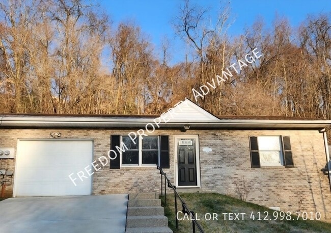 Photo - 353 Clavale St