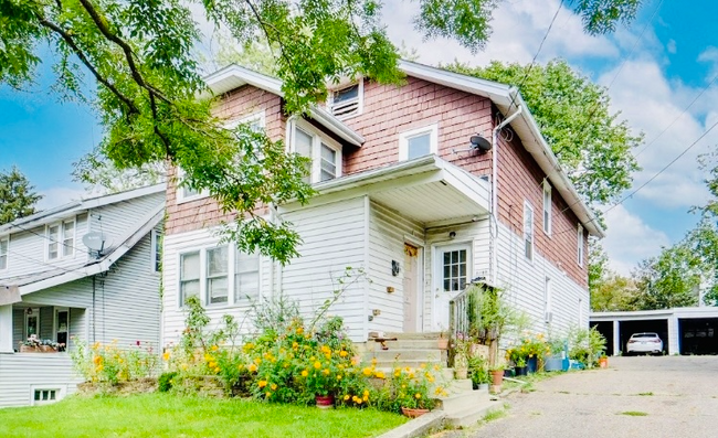 Building Photo - 649 Patterson Ave Rental