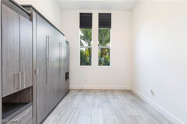 Photo - 27180 Williams Rd