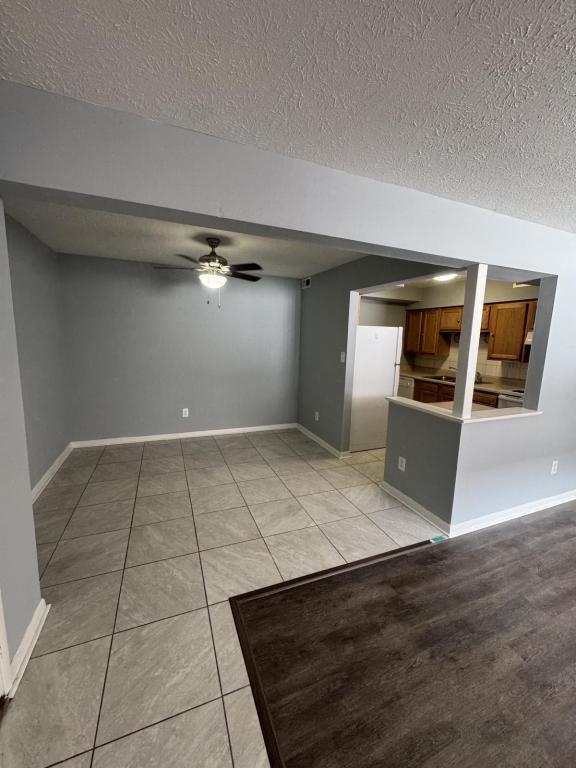 Photo - 3893 Bennett Rd