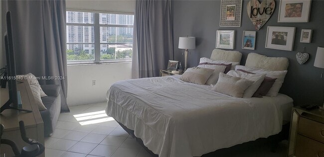 Photo - 2801 NE 183rd St Unit 1514W