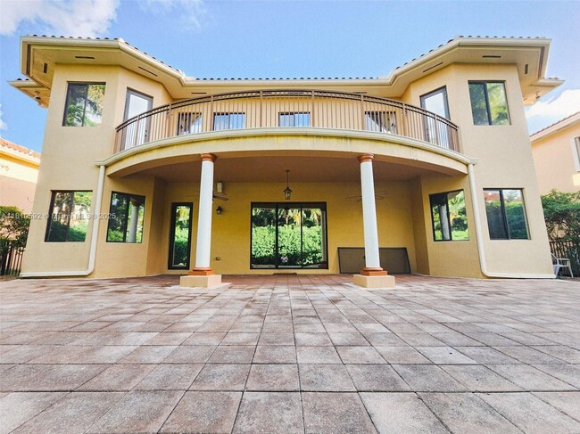 Building Photo - 7839 SW 195th Ter Rental