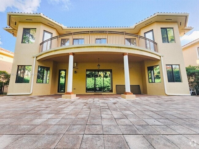 Building Photo - 7839 SW 195th Ter Rental