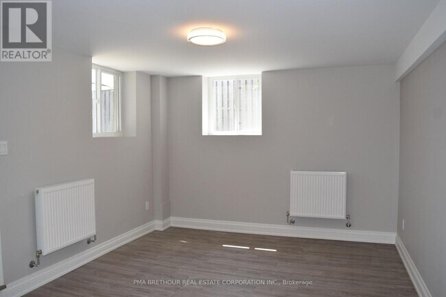 Photo - 67 Cartwright Ave