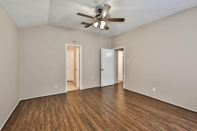 Photo - 11822 Yearling Dr