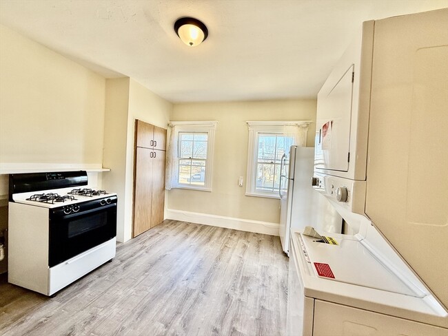 Photo - 84 Pearl St Unit 2F