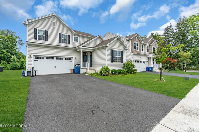 Photo - 317 Tulip Ct