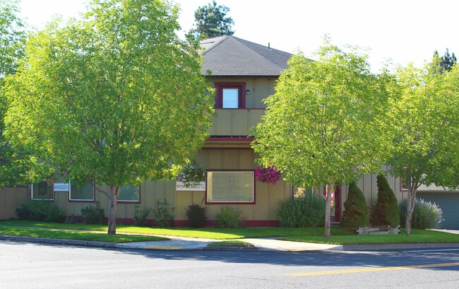 sew405 - sew405 Apartment Unit 02