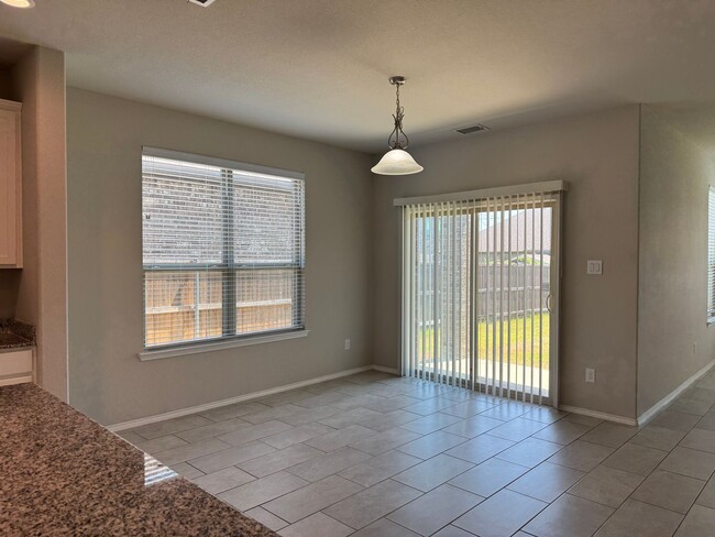 Photo - 7207 Fallen Crest Ln