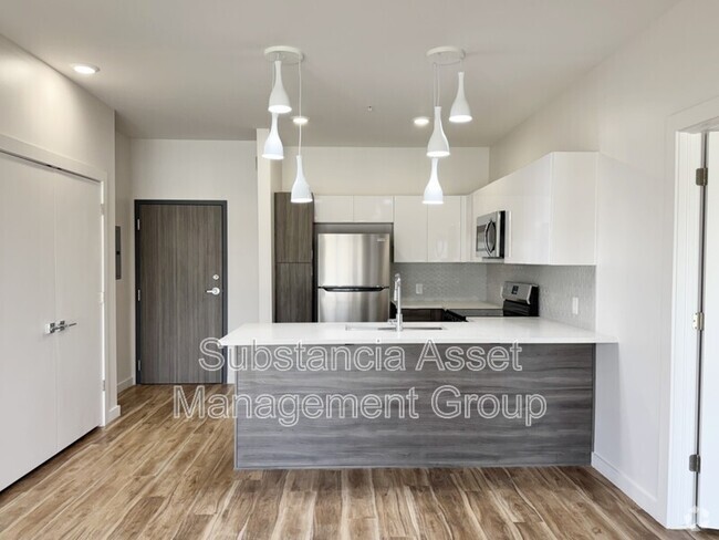Building Photo - 1641 Midtown Pl Rental