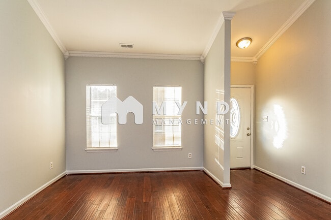 Photo - 3103 Cedarwood Dr