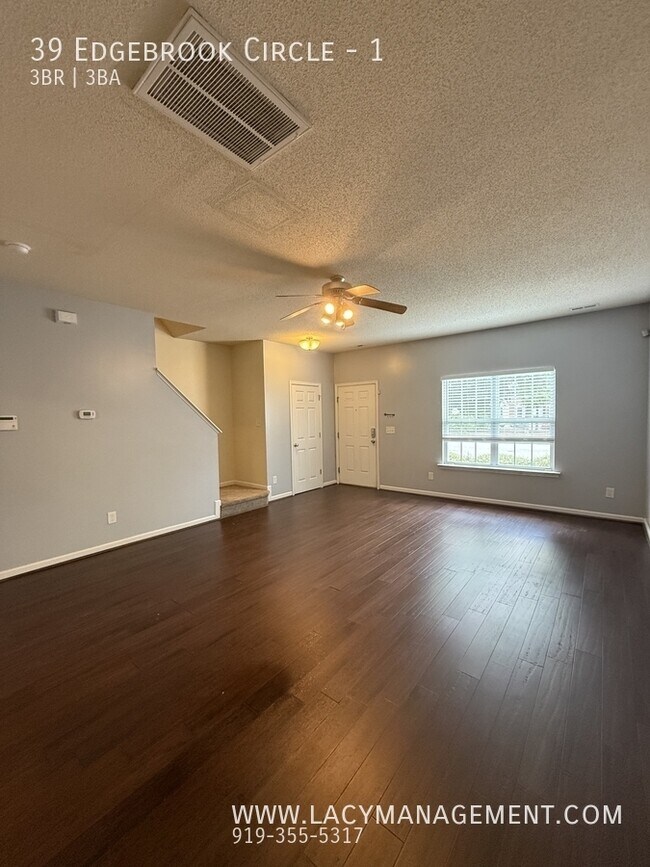 Photo - 39 Edgebrook Cir